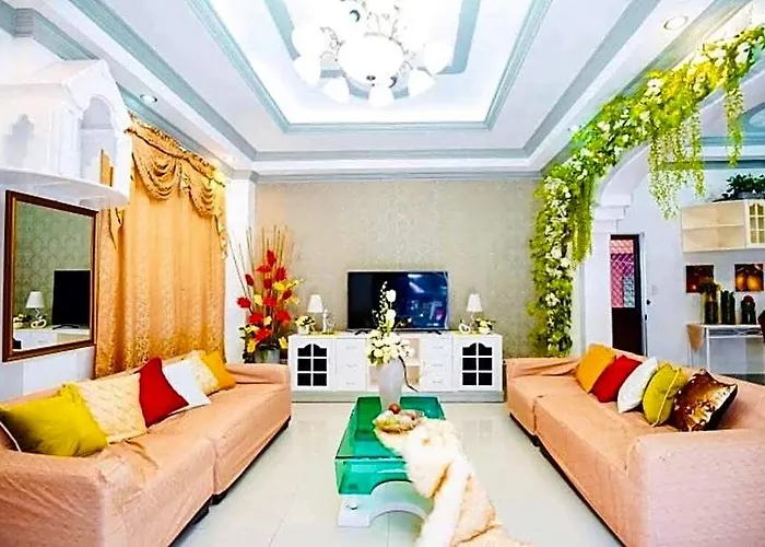 Spacious House In Talamban, 2*