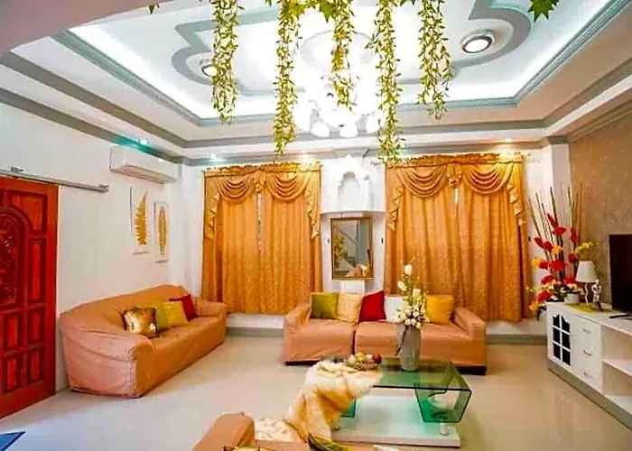 호텔 Spacious House In Talamban, 세부