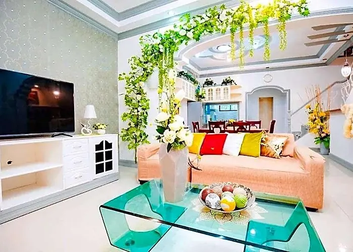 Spacious House In Talamban, 2*